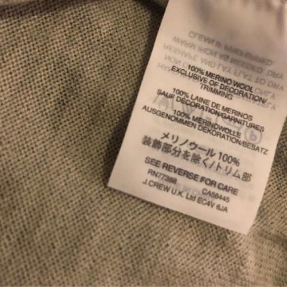 📌 J.Crew Merino Wool Crew Neck Shark Sweater - Picture 3 of 4